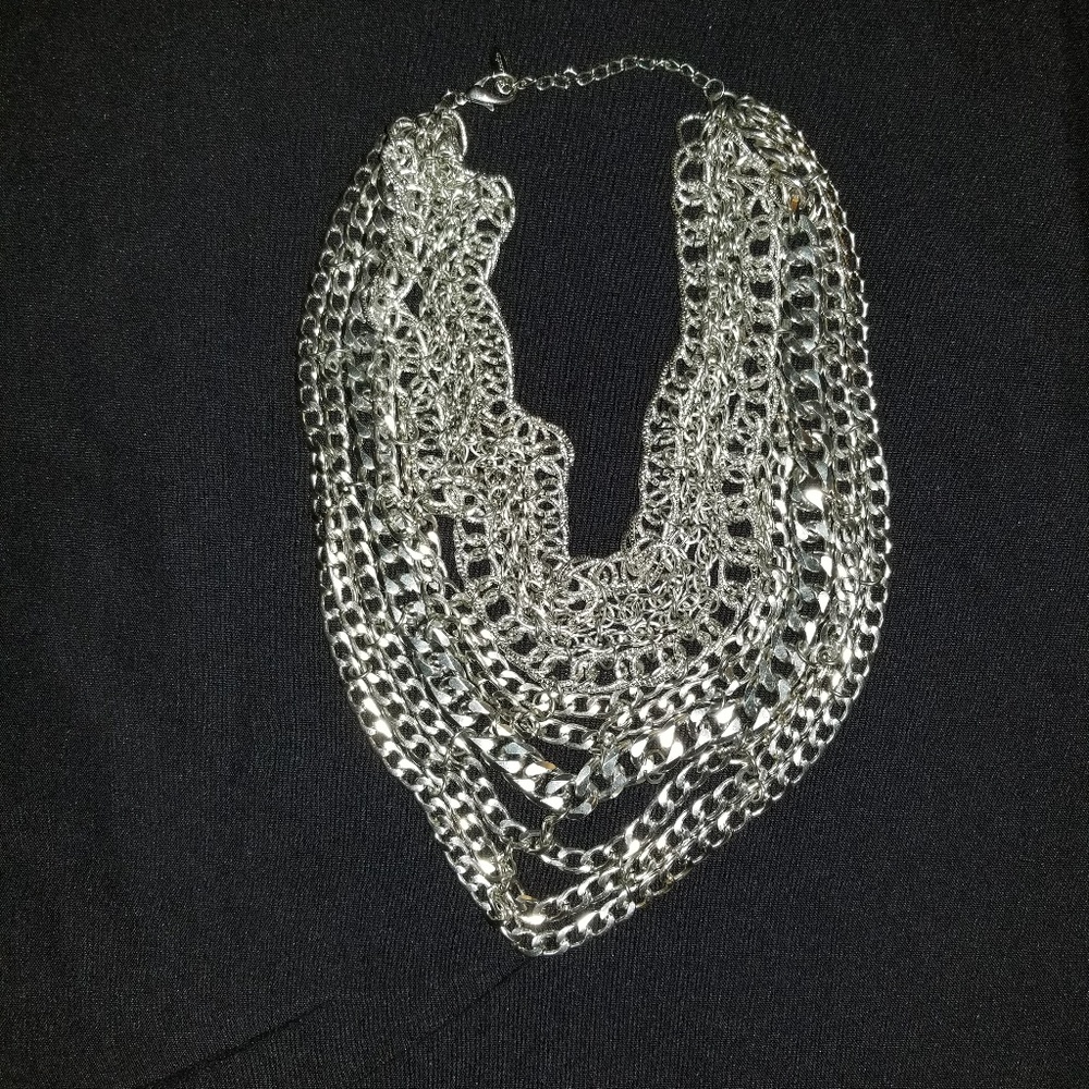 NWOT Natasha Silver Multi-chain Necklace